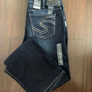 NWT women’s silver suki jeans bootcut, mid rise